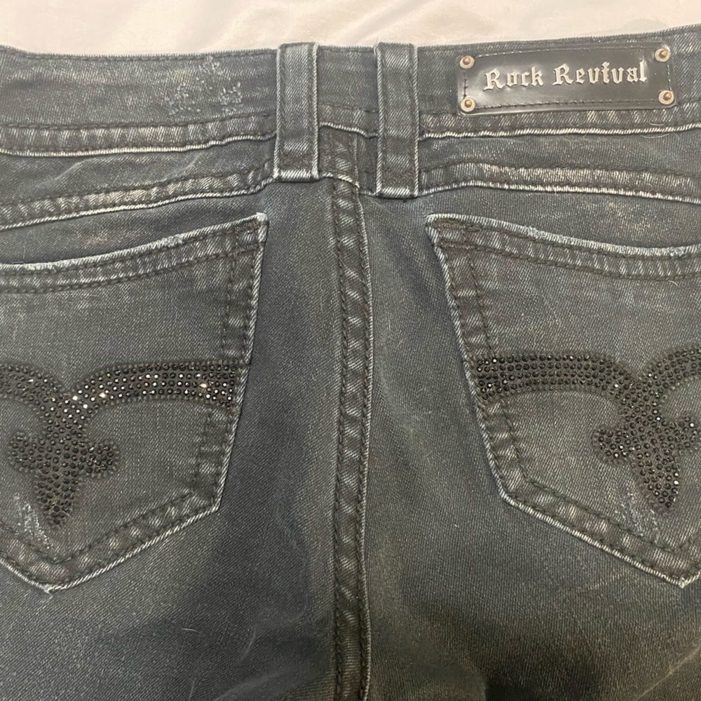 Rock Revival Amy Skinny Jeans  Please see pictures for additional measurements.